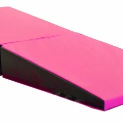 AK Athletic Equipment 29