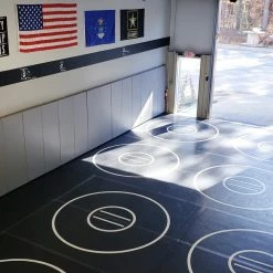 AK Athletic Equipment Black And Red 8 Section 20' X 20' X 1 3/8